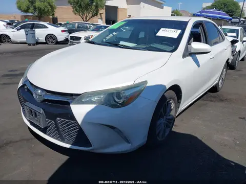 2015 Toyota CAMRY SE VIN 4T1BF1FK9FU906800 фото 2
