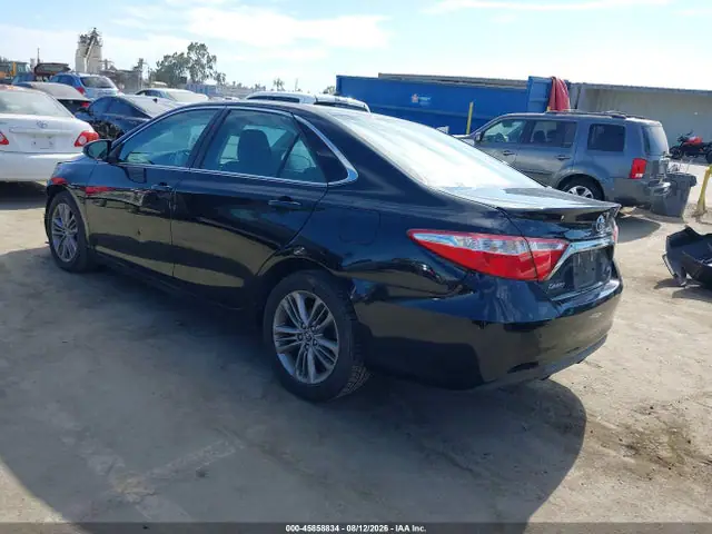 4T1BF1FK3GU577089 — 2016 Toyota Camry SE, фото 3 с аукциона IAAI 14.10.2026, Передняя часть слева