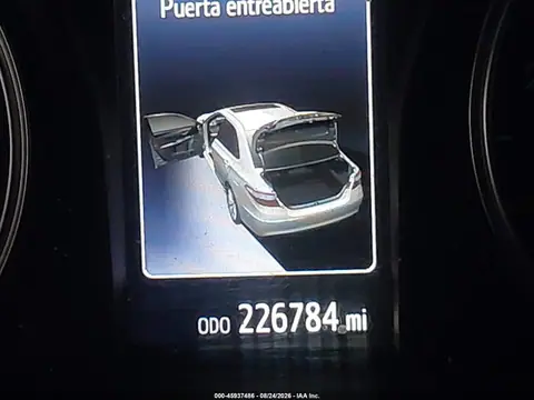 2016 Toyota CAMRY SE VIN 4T1BF1FK7GU610000 фото 14