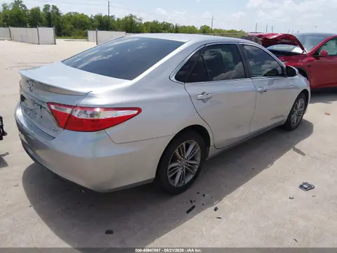 2016 Toyota CAMRY SE VIN 4T1BF1FK3GU552421 фото 4