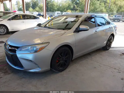 2016 Toyota CAMRY SE VIN 4T1BF1FK8GU584054 фото 2