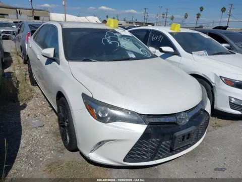 4T1BF1FK8GU128880 — 2016 Toyota Camry SE, Задняя часть (Rear), фото до ремонта