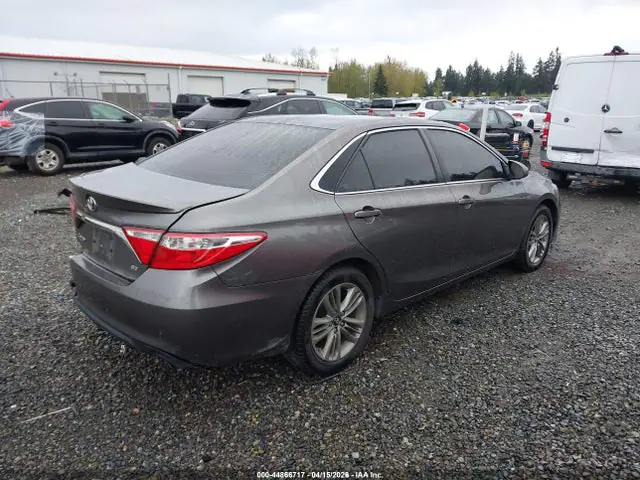 4T1BF1FK9HU318284 — 2017 Toyota Camry SE, фото 4 с аукциона IAAI 14.10.2026, Задняя часть слева