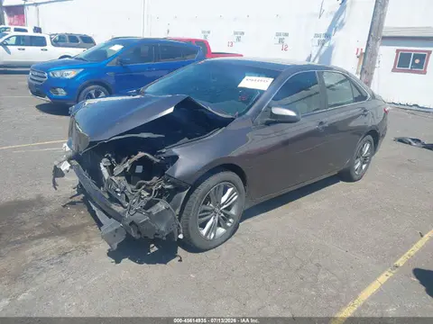 2017 Toyota CAMRY SE VIN 4T1BF1FK6HU672568 фото 2