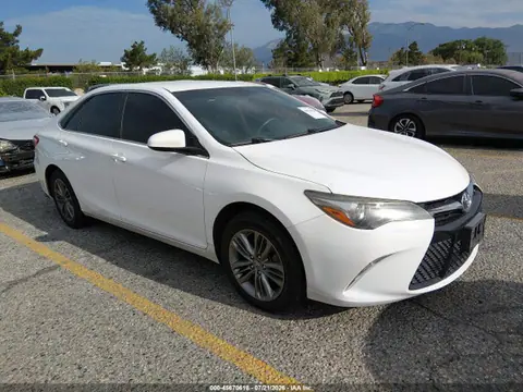 4T1BF1FK3HU712766 — 2017 Toyota Camry SE, Задняя часть слева (Left Rear), фото до ремонта