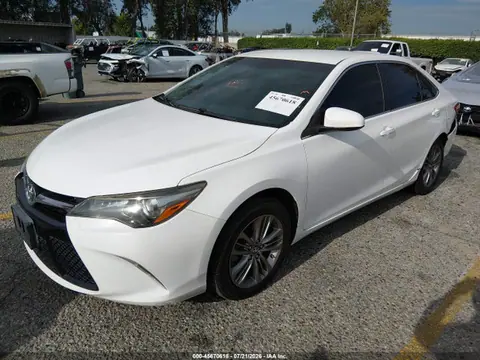 2017 Toyota CAMRY SE VIN 4T1BF1FK3HU712766 фото 2