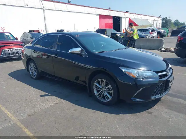 4T1BF1FK7HU726752 — 2017 Toyota Camry SE, Левый бок (Left Side), фото до ремонта