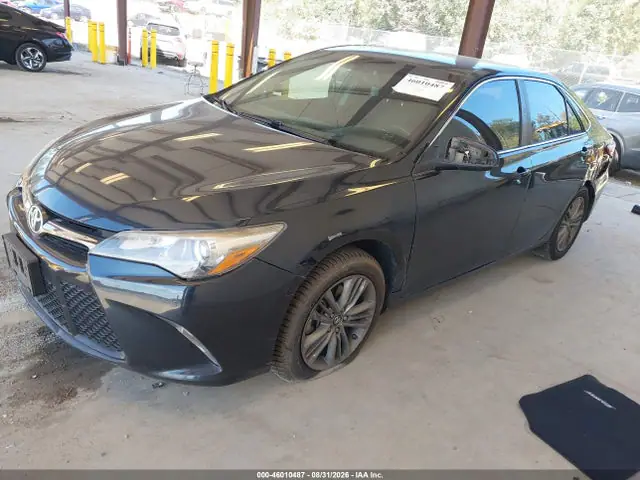 4T1BF1FKXHU414389 — 2017 Toyota Camry SE, фото 2 с аукциона IAAI 30.09.2026, Левый бок