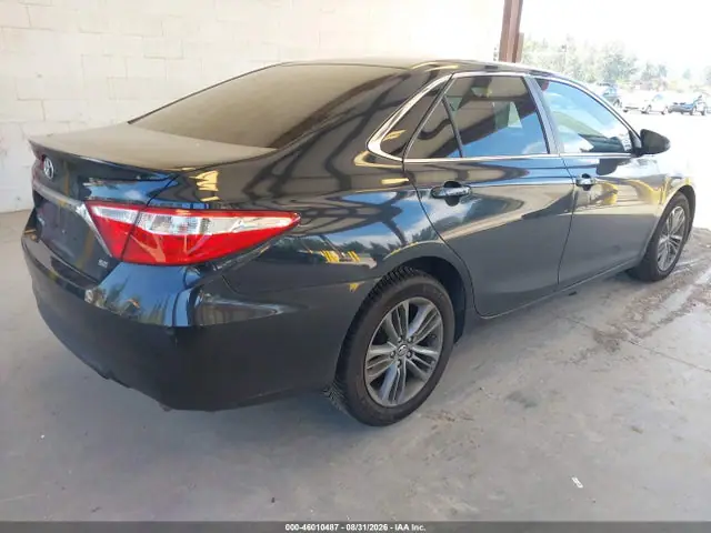 4T1BF1FKXHU414389 — 2017 Toyota Camry SE, фото 4 с аукциона IAAI 30.09.2026, Левый бок