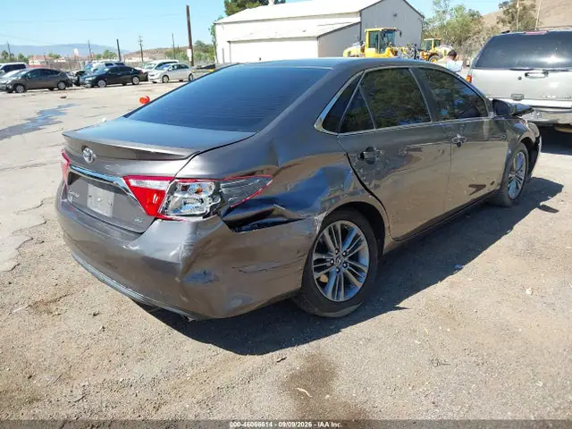 4T1BF1FK7HU352840 — 2017 Toyota Camry SE, фото 4 с аукциона IAAI 06.10.2026, Передняя часть
