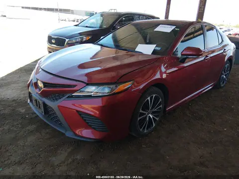 2018 Toyota CAMRY SE VIN 4T1B11HKXJU665303 фото 2