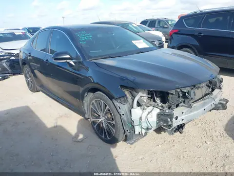 4T1B11HK7JU141168 — 2018 Toyota Camry SE, Передняя часть (Front End), фото до ремонта