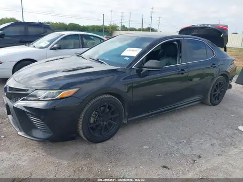 2018 Toyota CAMRY SE VIN 4T1B11HK0JU143229 фото 2
