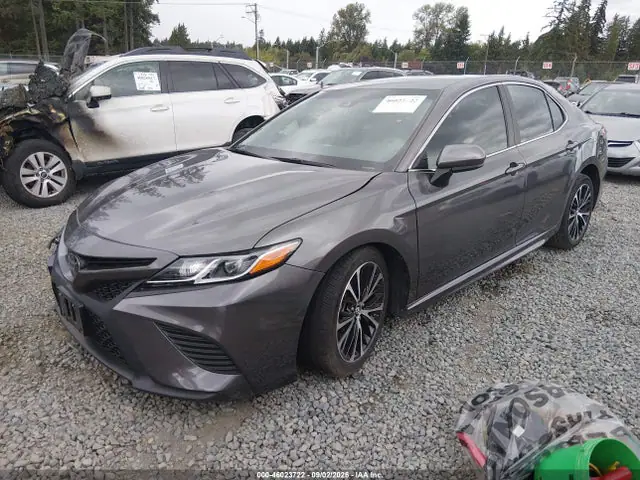 4T1B11HK4JU116440 — 2018 Toyota Camry SE, фото 2 с аукциона IAAI 14.10.2026, Правый бок