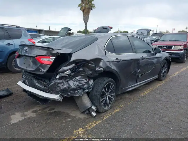 4T1B11HK4JU643149 — 2018 Toyota Camry SE, фото 4 с аукциона IAAI 14.10.2026, Задняя часть справа