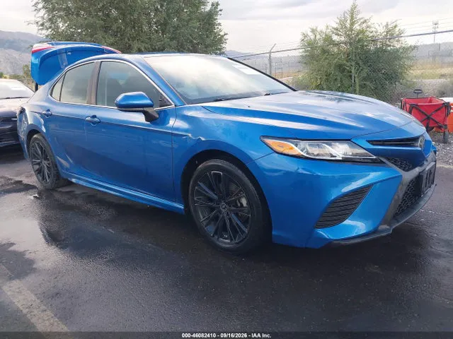 2018 Toyota CAMRY SE VIN 4T1B11HK1JU131784 фото 1