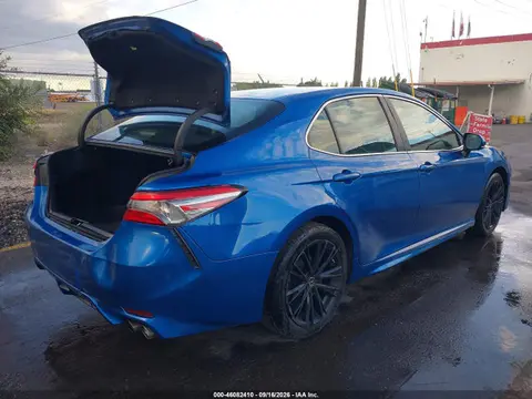 2018 Toyota CAMRY SE VIN 4T1B11HK1JU131784 фото 4