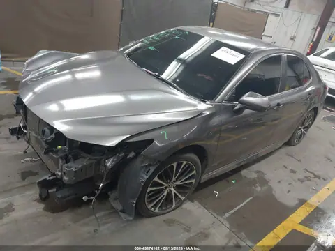 2019 Toyota CAMRY SE VIN 4T1B11HK7KU754568 фото 2