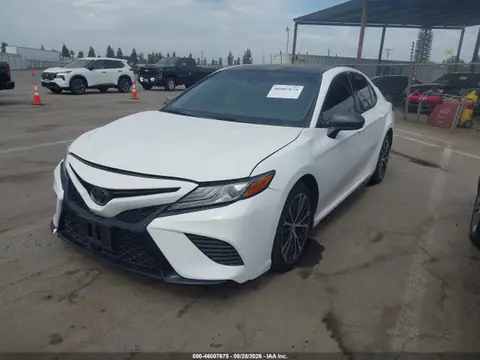 2019 Toyota CAMRY SE VIN 4T1B11HK3KU190921 фото 2