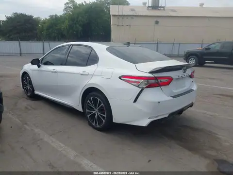 2019 Toyota CAMRY SE VIN 4T1B11HK3KU190921 фото 3
