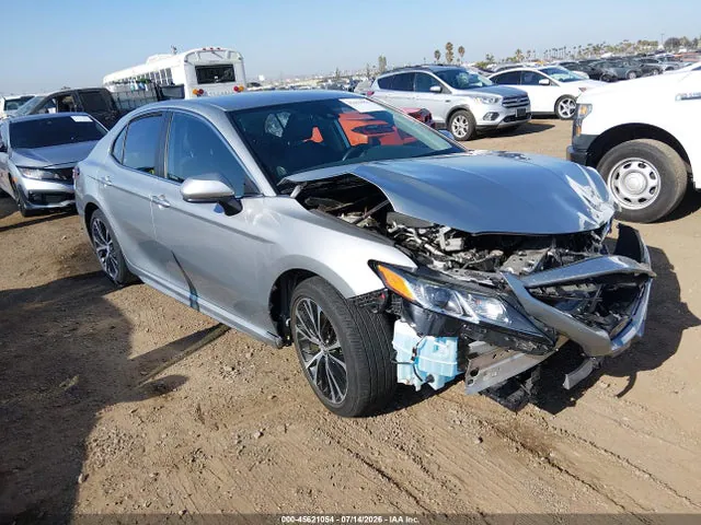 2020 Toyota CAMRY SE VIN 4T1G11AK6LU314066 фото 1