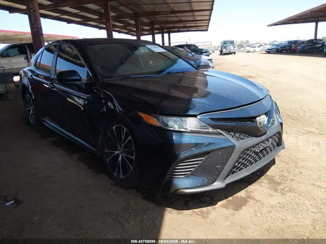 4T1G11AK6LU870068 — 2020 Toyota Camry SE, Передняя часть справа (Right Front), фото до ремонта