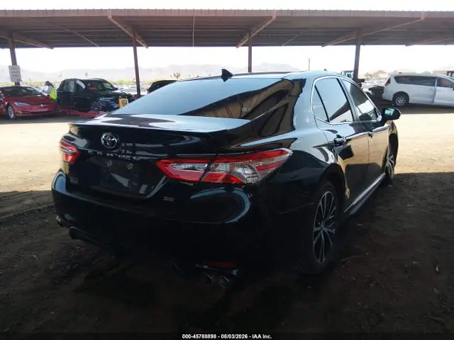 4T1G11AK6LU870068 — 2020 Toyota Camry SE, фото 4 с аукциона IAAI 29.09.2026, Передняя часть справа