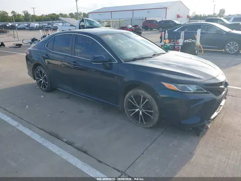 4T1M11AKXLU876376 — 2020 Toyota Camry SE, Левый бок (Left Side), фото до ремонта