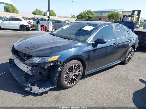 2020 Toyota CAMRY SE VIN 4T1G11AK5LU960201 фото 2
