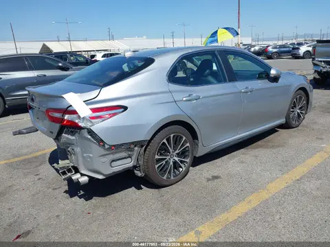 2020 Toyota CAMRY SE VIN 4T1G11AKXLU965281 фото 4