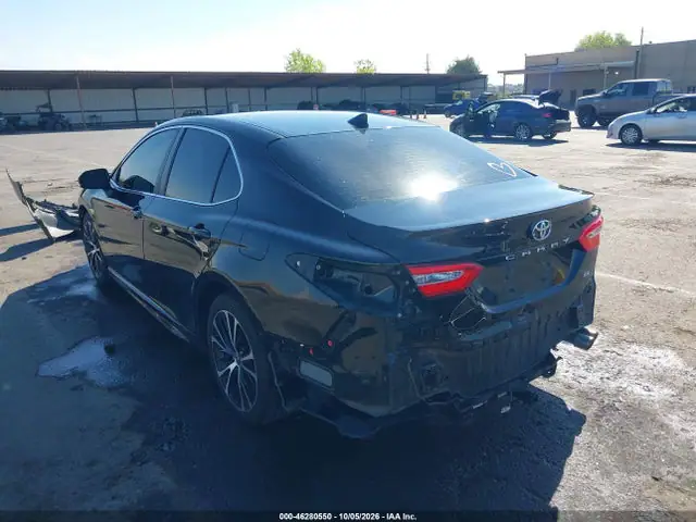 4T1G11AK1LU971020 — 2020 Toyota Camry SE, фото 3 с аукциона IAAI 14.10.2026, Передняя часть
