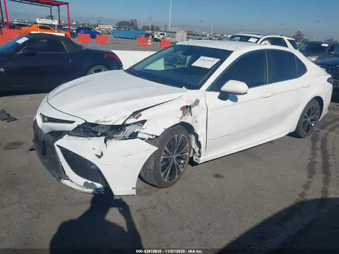 2021 Toyota CAMRY SE VIN 4T1G11AK5MU426018 фото 2