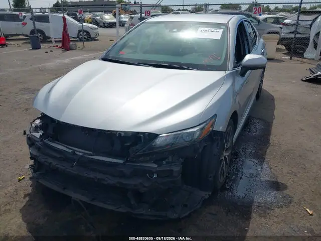 4T1G11AK1MU532837 — 2021 Toyota Camry SE, фото 2 с аукциона IAAI 14.10.2026, Правый бок