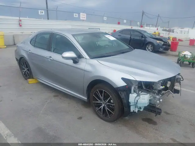 4T1T11AK8NU689801 — 2022 Toyota Camry SE, Левый бок (Left Side), фото до ремонта