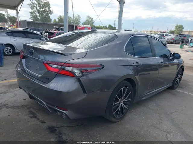 4T1G11AK0NU693536 — 2022 Toyota Camry SE, фото 4 с аукциона IAAI 14.10.2026, Передняя часть