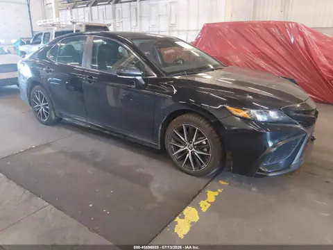 4T1G11AK7PU749197 — 2023 Toyota Camry SE, Передняя часть (Front & Rear), фото до ремонта