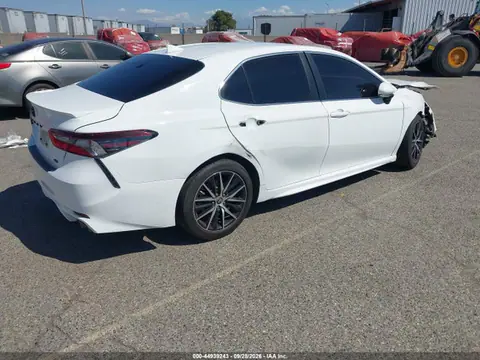 2024 Toyota CAMRY SE VIN 4T1G11AK8RU847612 фото 4