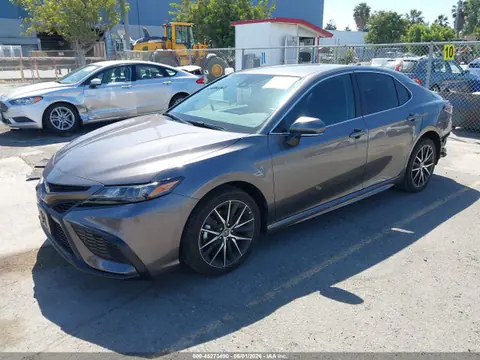 2024 Toyota CAMRY SE VIN 4T1G11AK4RU847543 фото 2