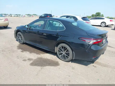 2024 Toyota CAMRY SE VIN 4T1T11AK8RU240687 фото 3