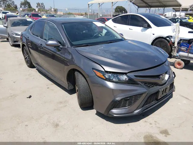 4T1G11AK0RU915658 — 2024 Toyota Camry SE, Передняя часть слева (Left Front), фото до ремонта