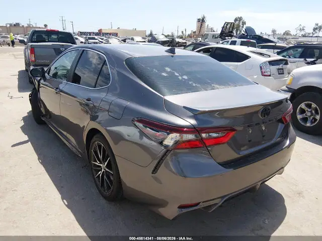 4T1G11AK0RU915658 — 2024 Toyota Camry SE, фото 3 с аукциона IAAI 30.09.2026, Передняя часть слева