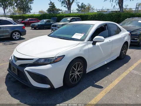 2024 Toyota CAMRY SE VIN 4T1G11AK1RU193889 фото 2