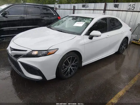 2024 Toyota CAMRY SE VIN 4T1G11AK8RU206766 фото 2