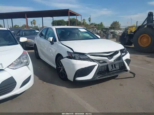 4T1G11AK7RU891858 — 2024 Toyota Camry SE, Передняя часть (Front End), фото до ремонта