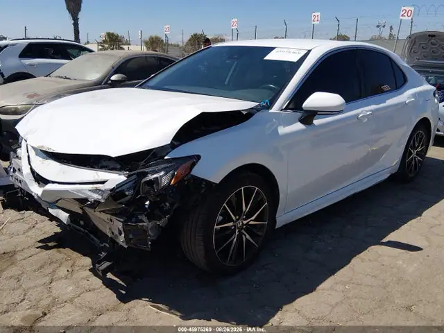 4T1G11AK6RU882505 — 2024 Toyota Camry SE, фото 2 с аукциона IAAI 14.10.2026, Передняя часть