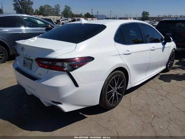 4T1G11AK6RU882505 — 2024 Toyota Camry SE, фото 4 с аукциона IAAI 14.10.2026, Передняя часть