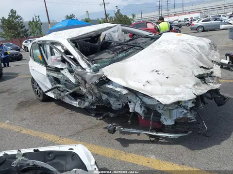 4T1G11AK7RU851151 — 2024 Toyota Camry SE, Опрокидывание (Rollover), фото до ремонта