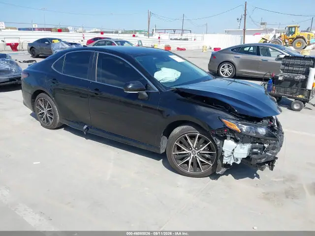 4T1G11AK6RU260258 — 2024 Toyota Camry SE, Передняя часть (Front End), фото до ремонта