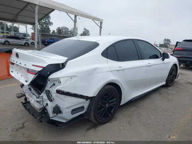 4T1DAACK8SU146686 — 2025 Toyota Camry SE, фото 4 с аукциона IAAI 30.09.2026, Задняя часть