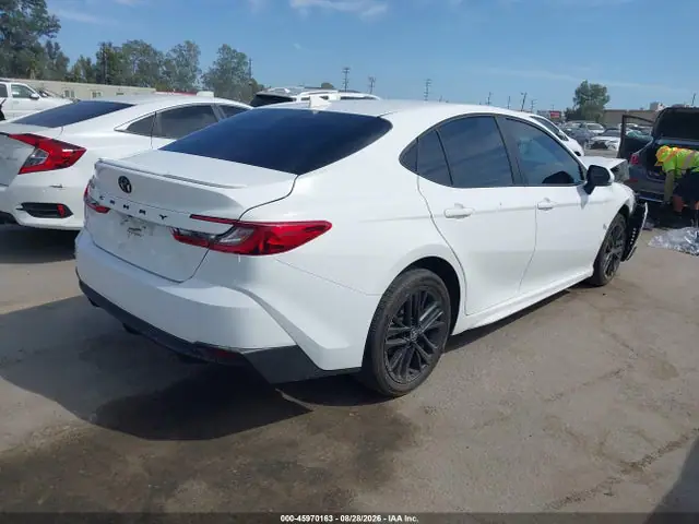 4T1DAACK1SU038023 — 2025 Toyota Camry SE, фото 4 с аукциона IAAI 14.10.2026, Передняя часть